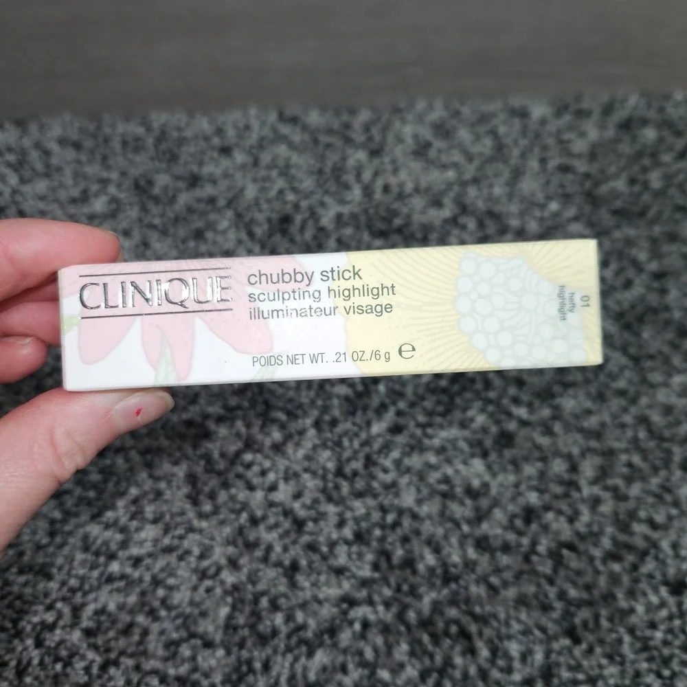 Clinique Chubby Stick Sculpting Highlight 01 Hefty Highlight 0.12 oz New